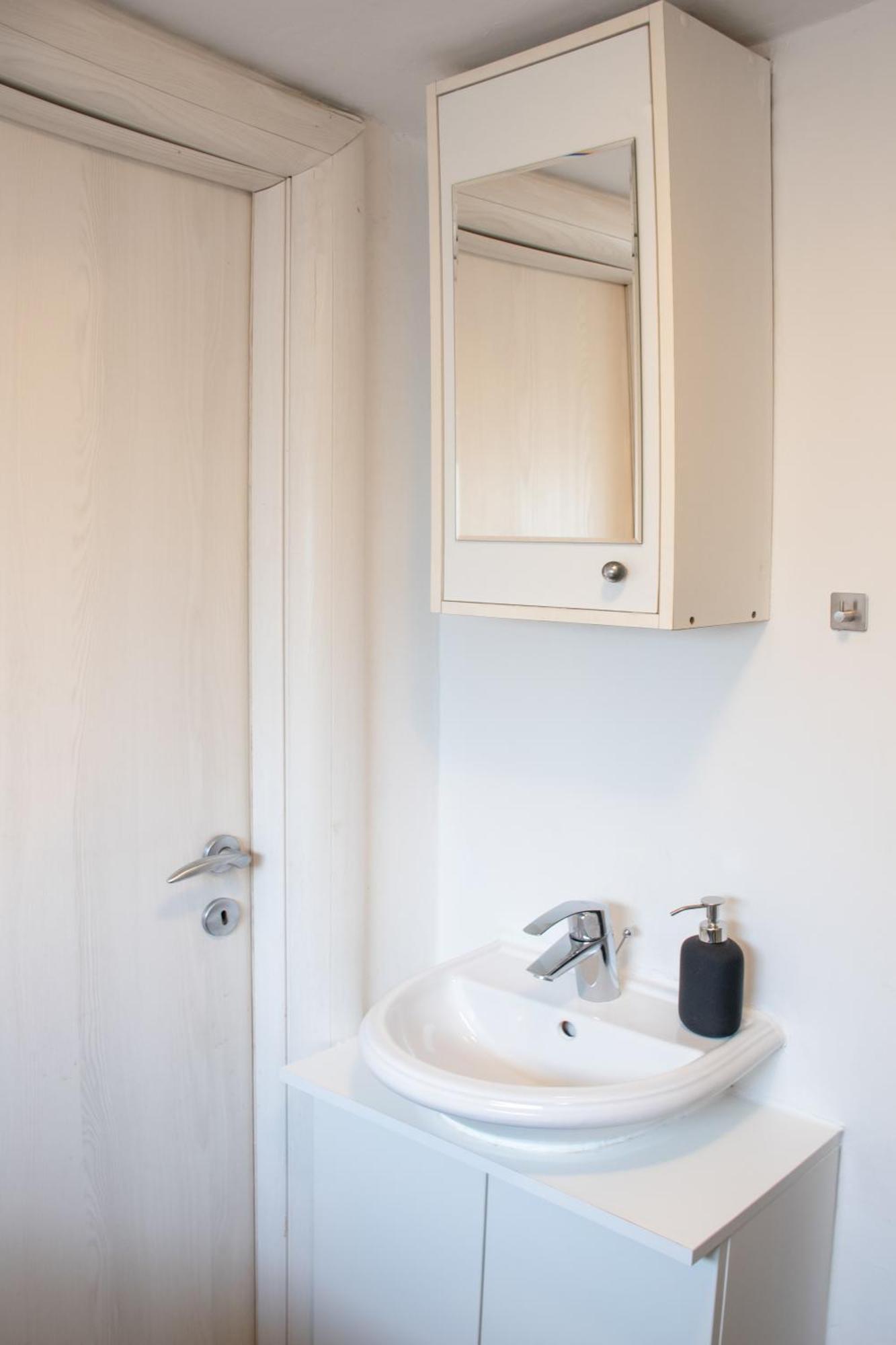 Twin-Magnolias Condo With Garden, Parking & Ev Station Zagreb Exterior photo