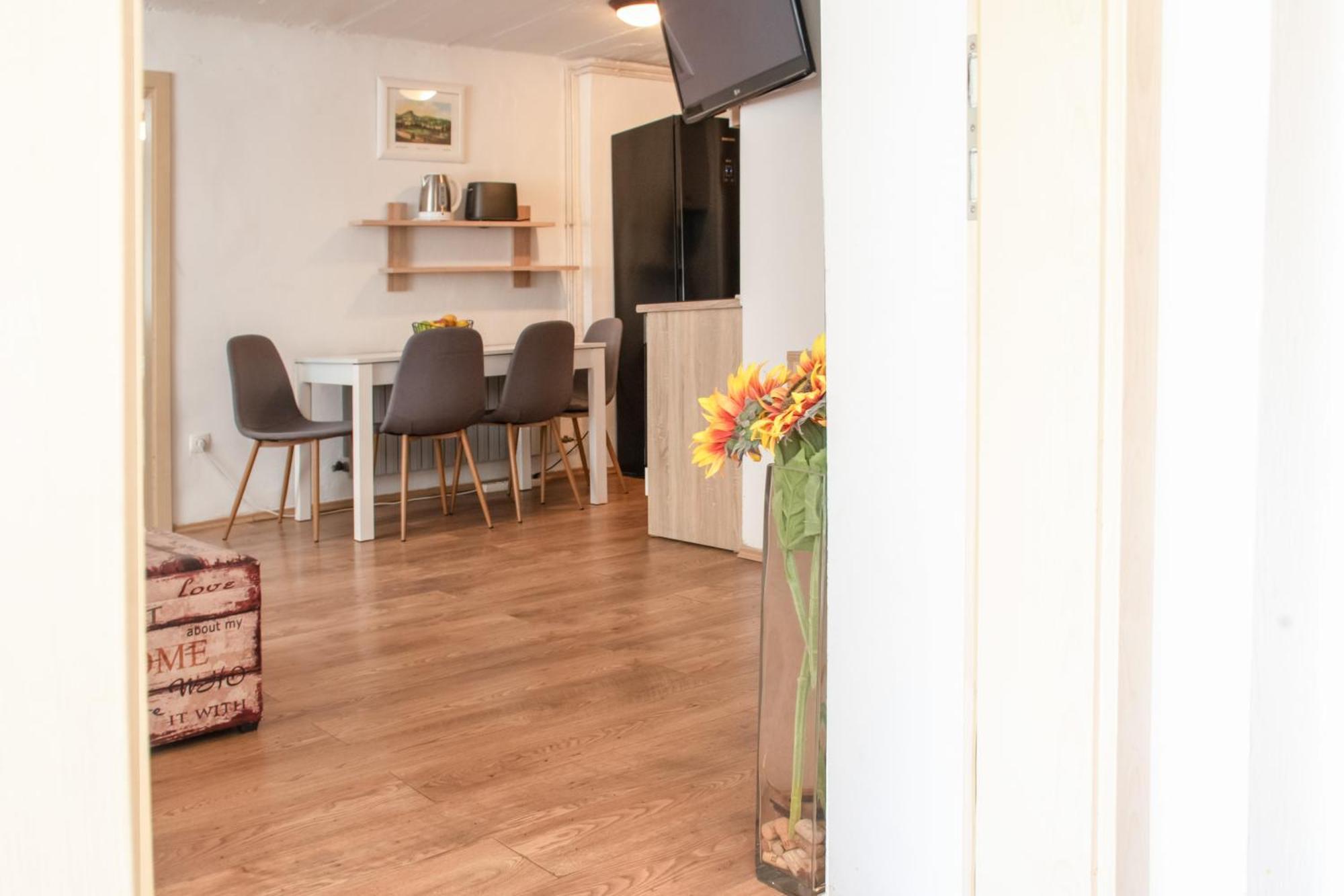 Twin-Magnolias Condo With Garden, Parking & Ev Station Zagreb Exterior photo